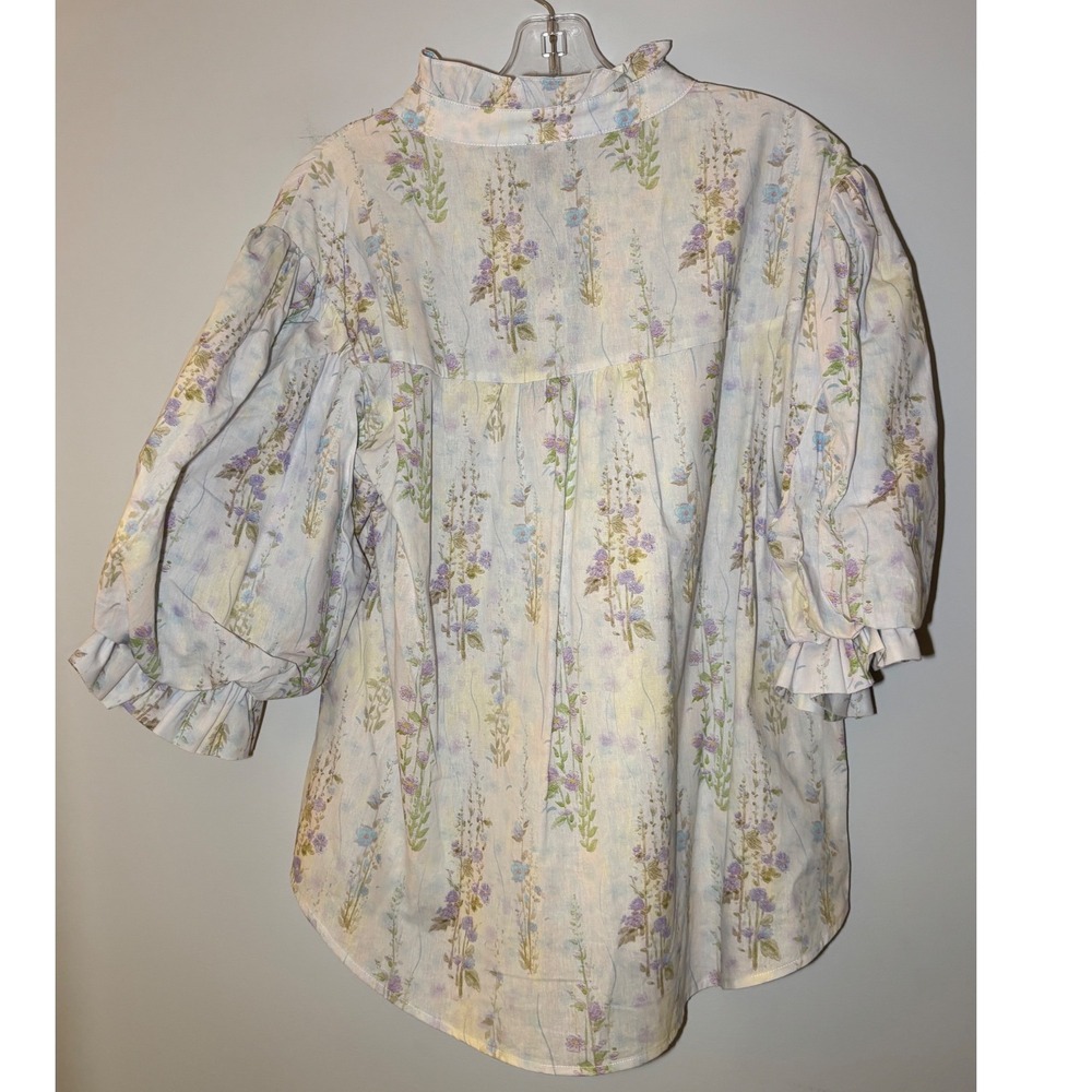 Floral Ruffle Button-Up Blouse in Pastel - Picture 5 of 9